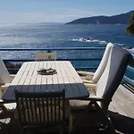 Likoremaview